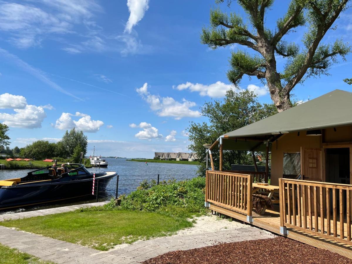 Waterherberg It Beaken Heeg Exterior foto
